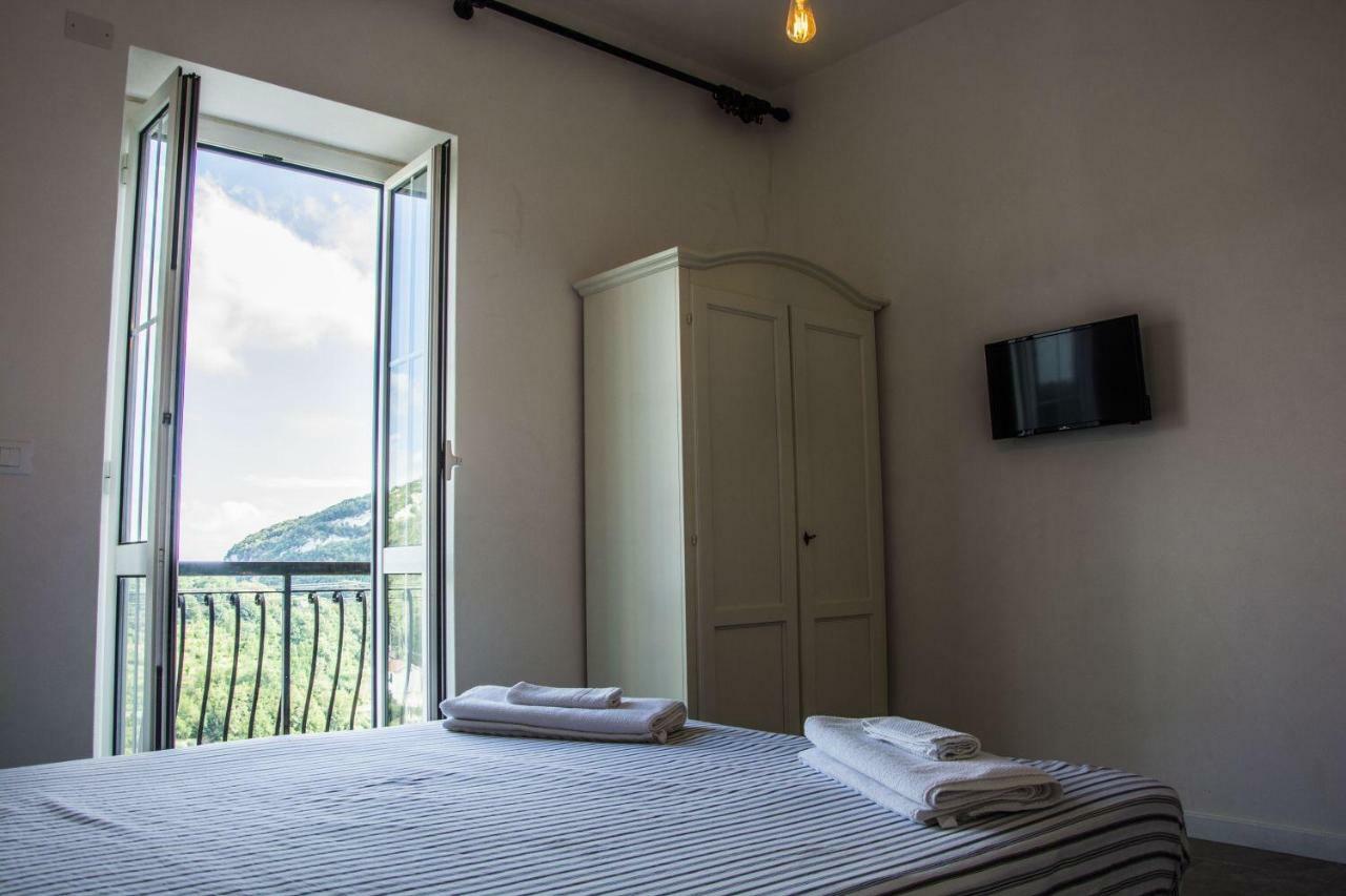 Apartment Sotto Il Santo Orco Feglino Exterior photo